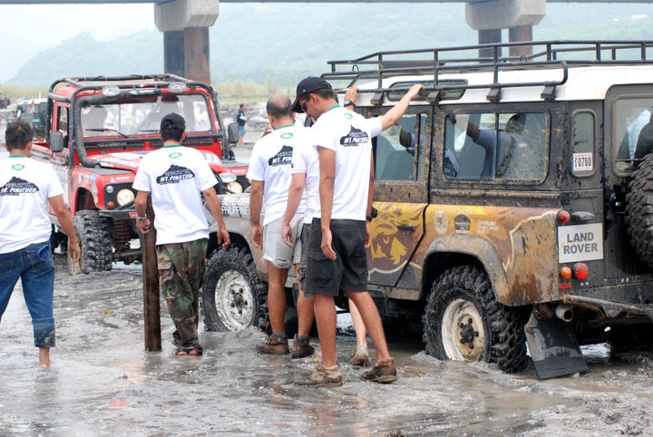Land Rover Festival Philippines 2013