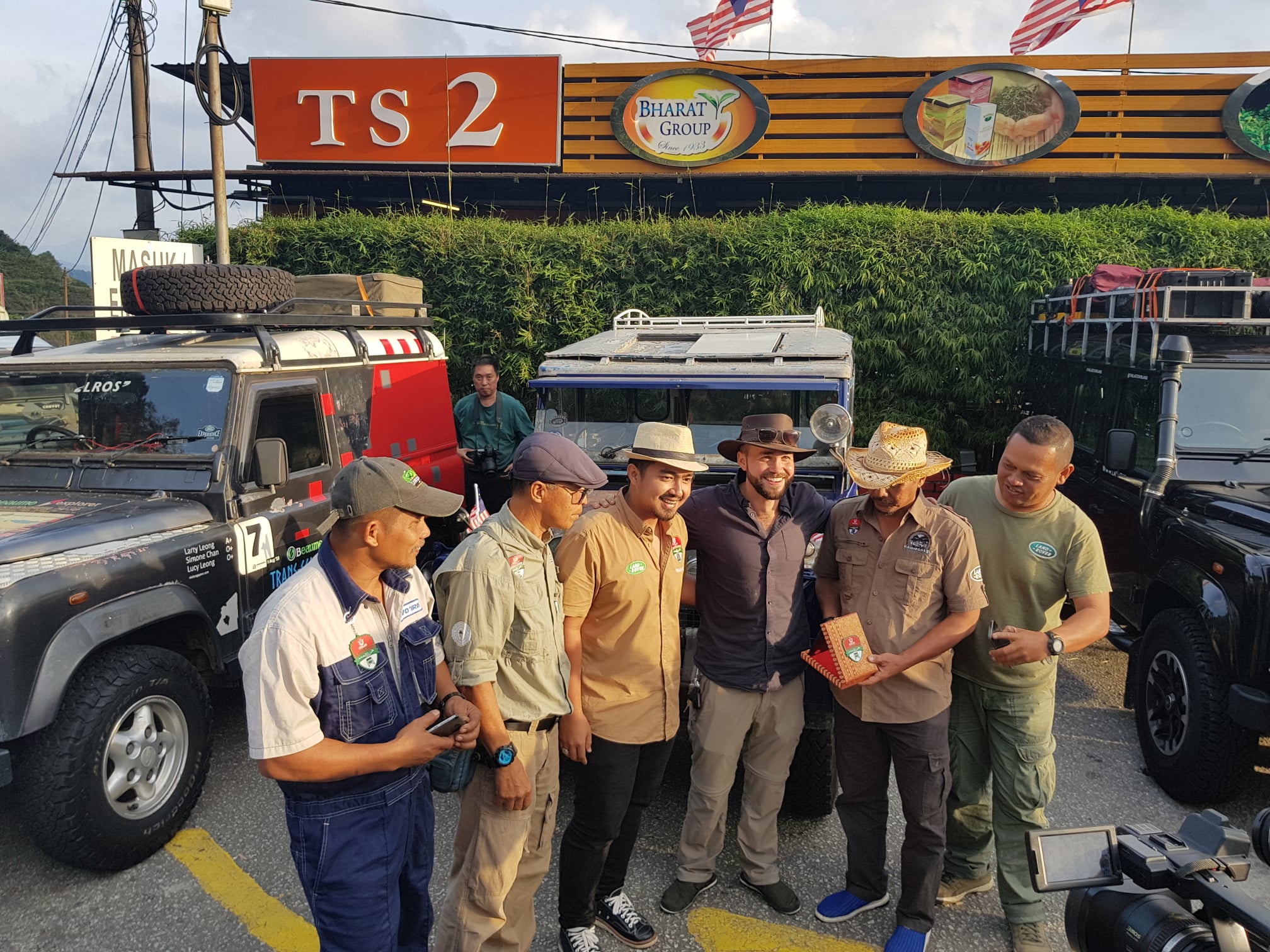 Rovernuts-The Last Overland